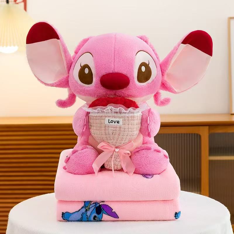 MASKOTKA STITCH Z KOCYKIEM