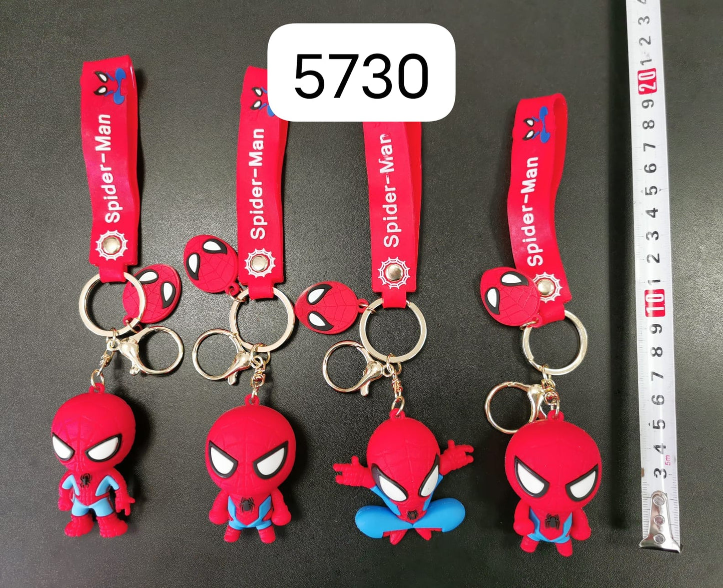 BRELOK DO KLUCZY SPIDERMAN AVENGERS