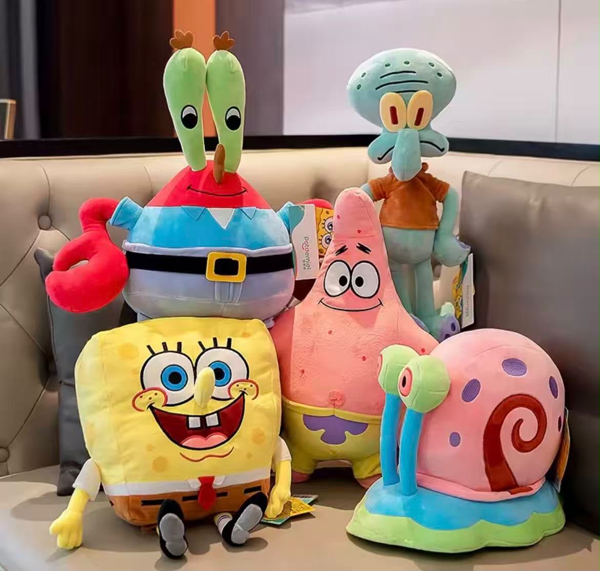 MASKOTKA SPONGEBOB 25-30 CM