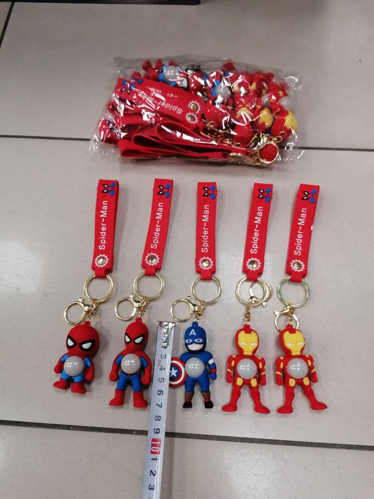 BRELOK DO KLUCZY AVENGERS LED