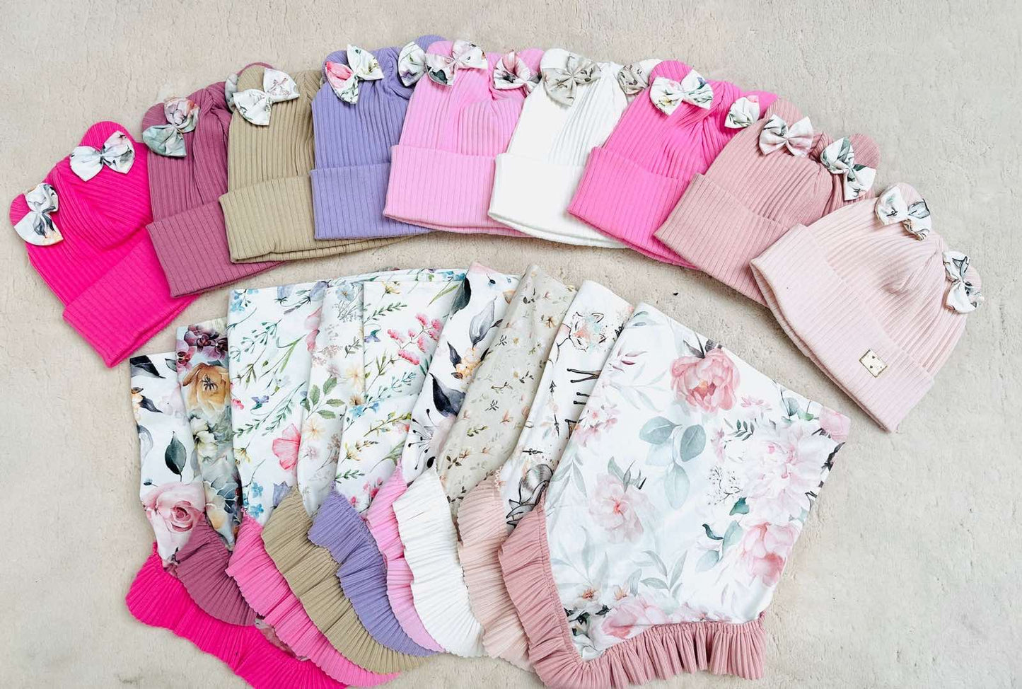 CZAPKI I AKCESORIA DZIECIĘCE