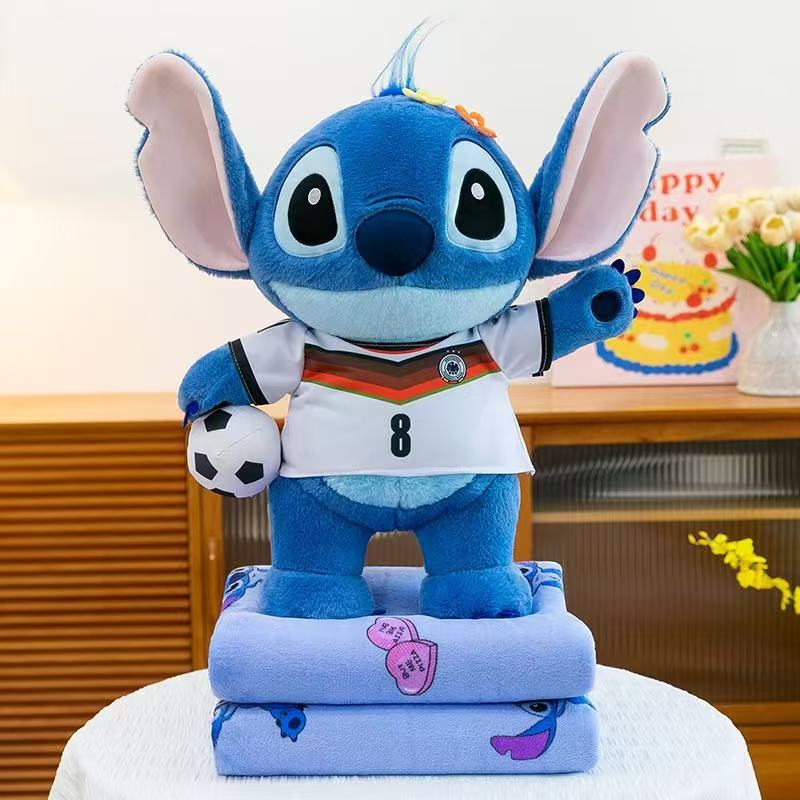MASKOTKA STITCH PIŁKARZ