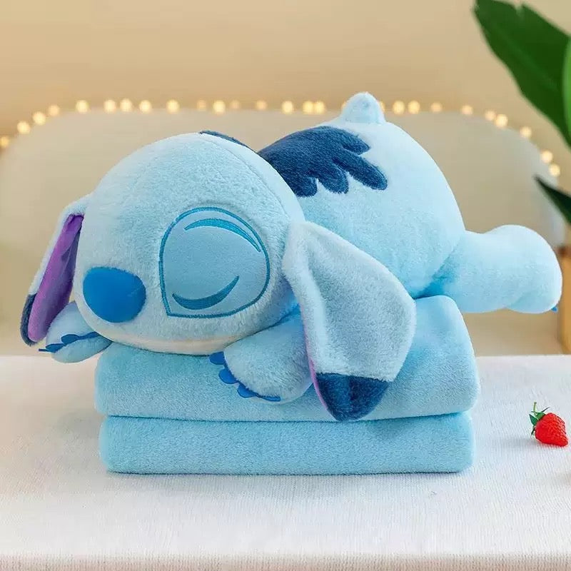 MASKOTKA STITCH Z KOCYKIEM
