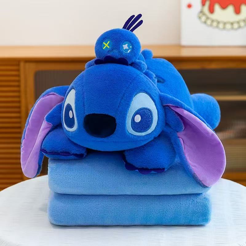 MASKOTKA STITCH Z KOCYKIEM