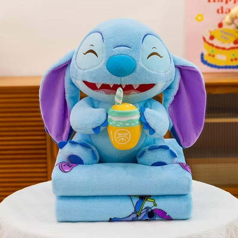 MASKOTKA STITCH Z KOCYKIEM