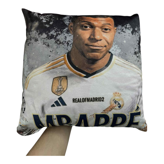 PODUSZKA MBAPPE 40 x 40 CM