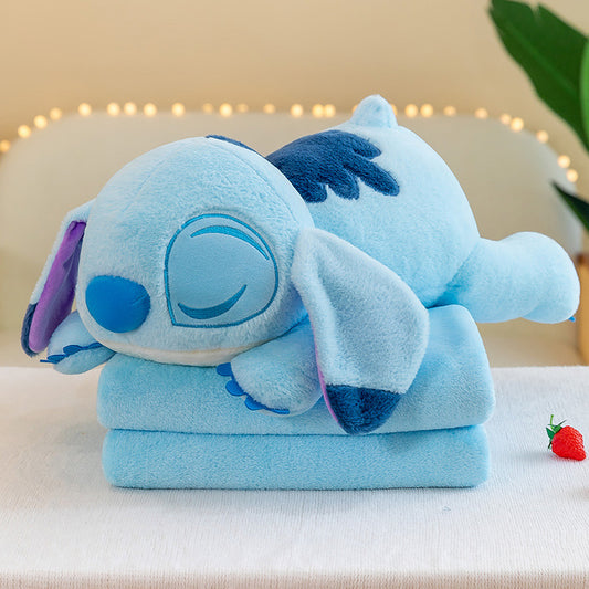 MASKOTKA STITCH Z KOCYKIEM