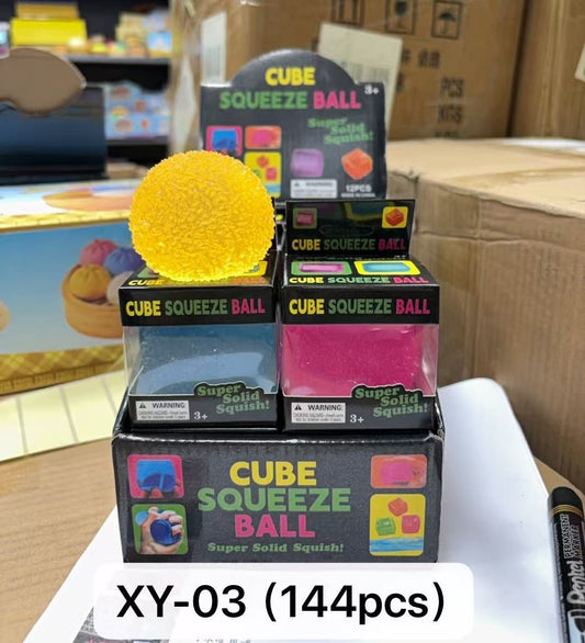 GNIOTKA CUBE SQUEEZE BALL