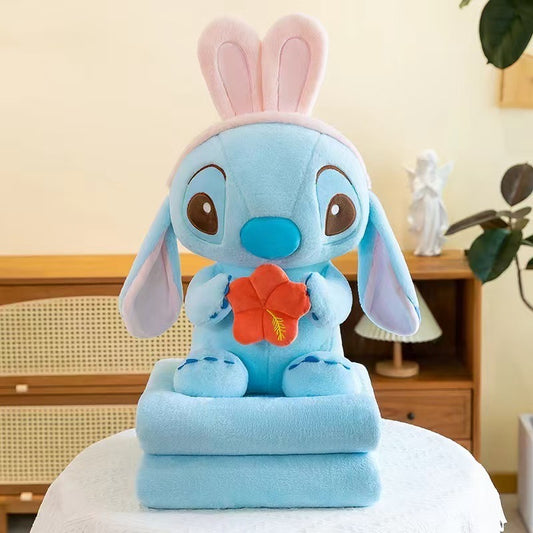 MASKOTKA STITCH Z KOCYKIEM