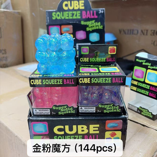 GNIOTKA CUBE SQUEEZE BALL