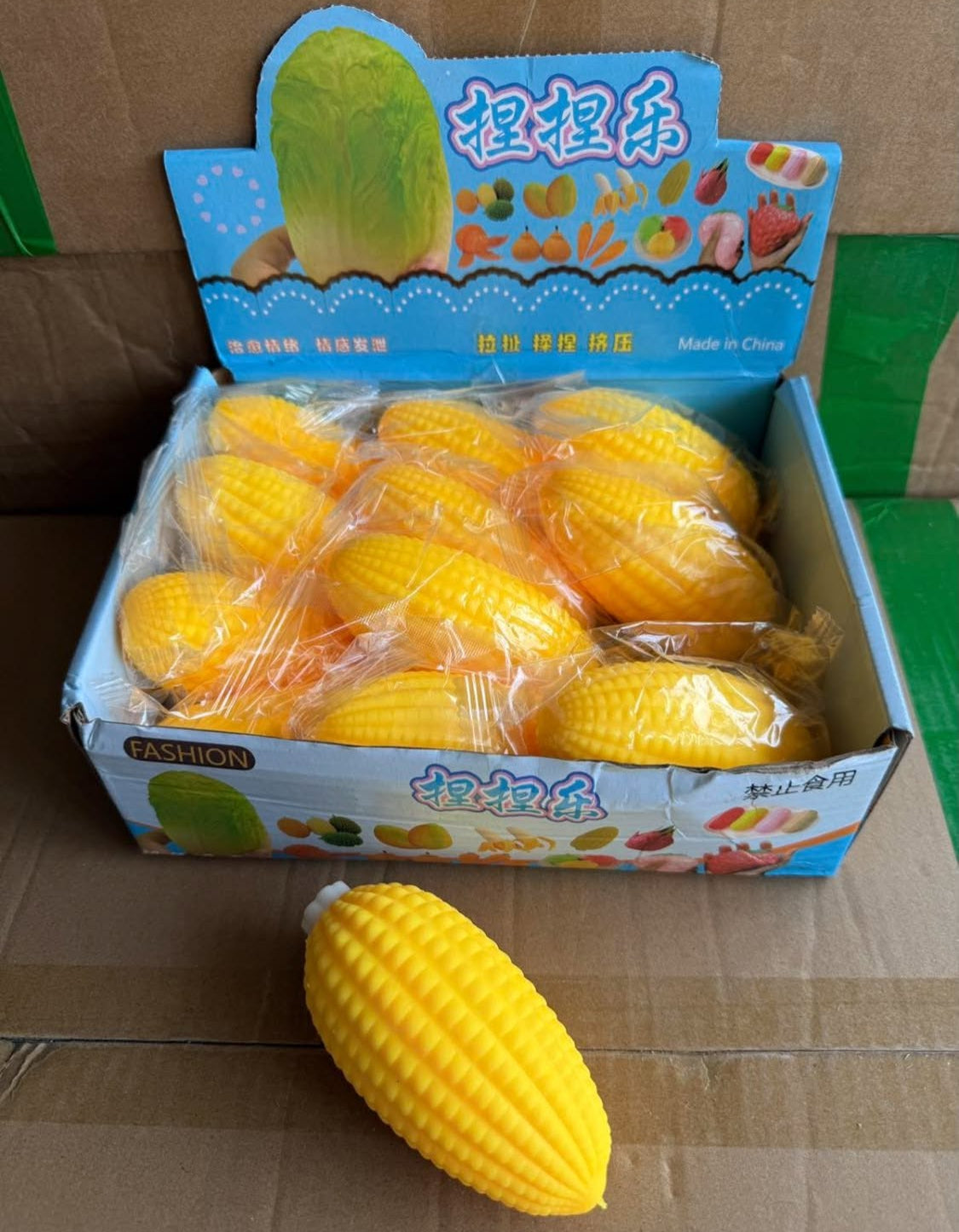 GNIOTKA KUKURYDZA FRUIT SQUISHY