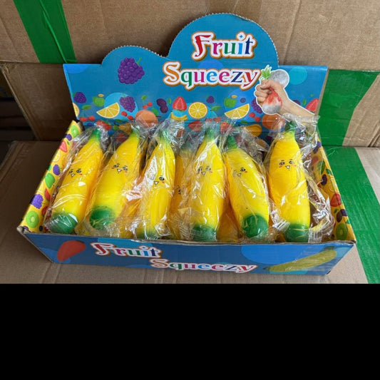 GNIOTKA BANAN FRUIT SQUISHY