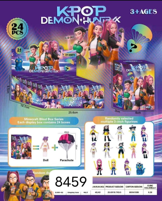 FIGURKA KPOP Z SPADOCHRONEM