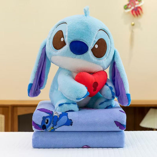 MASKOTKA STITCH Z KOCYKIEM