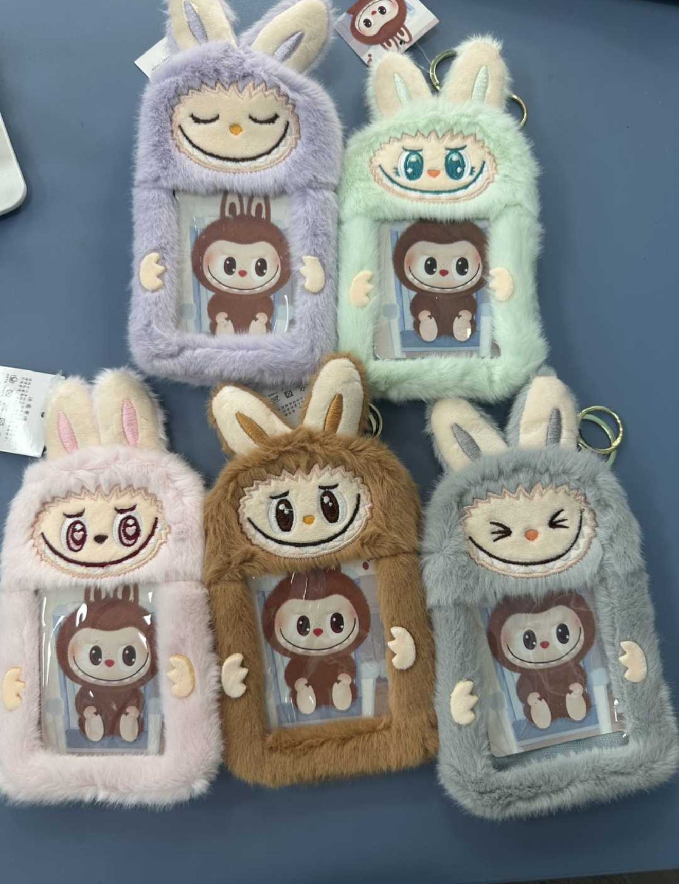 ETUI LABUBU NA KARTY